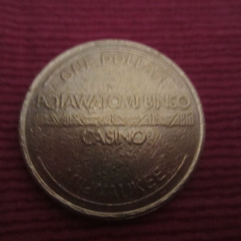 OLD-COLLECTIABLE-ONE DOLLAR POTAWATOMI BINGO-CASNO SILVER COIN